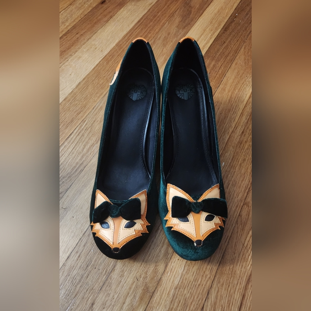 T.U.K Green and Tan Fox Design Heels
